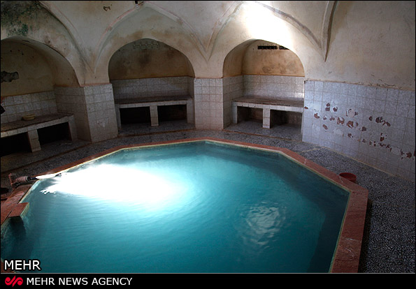 آبگرم لاریجان کجاست؟